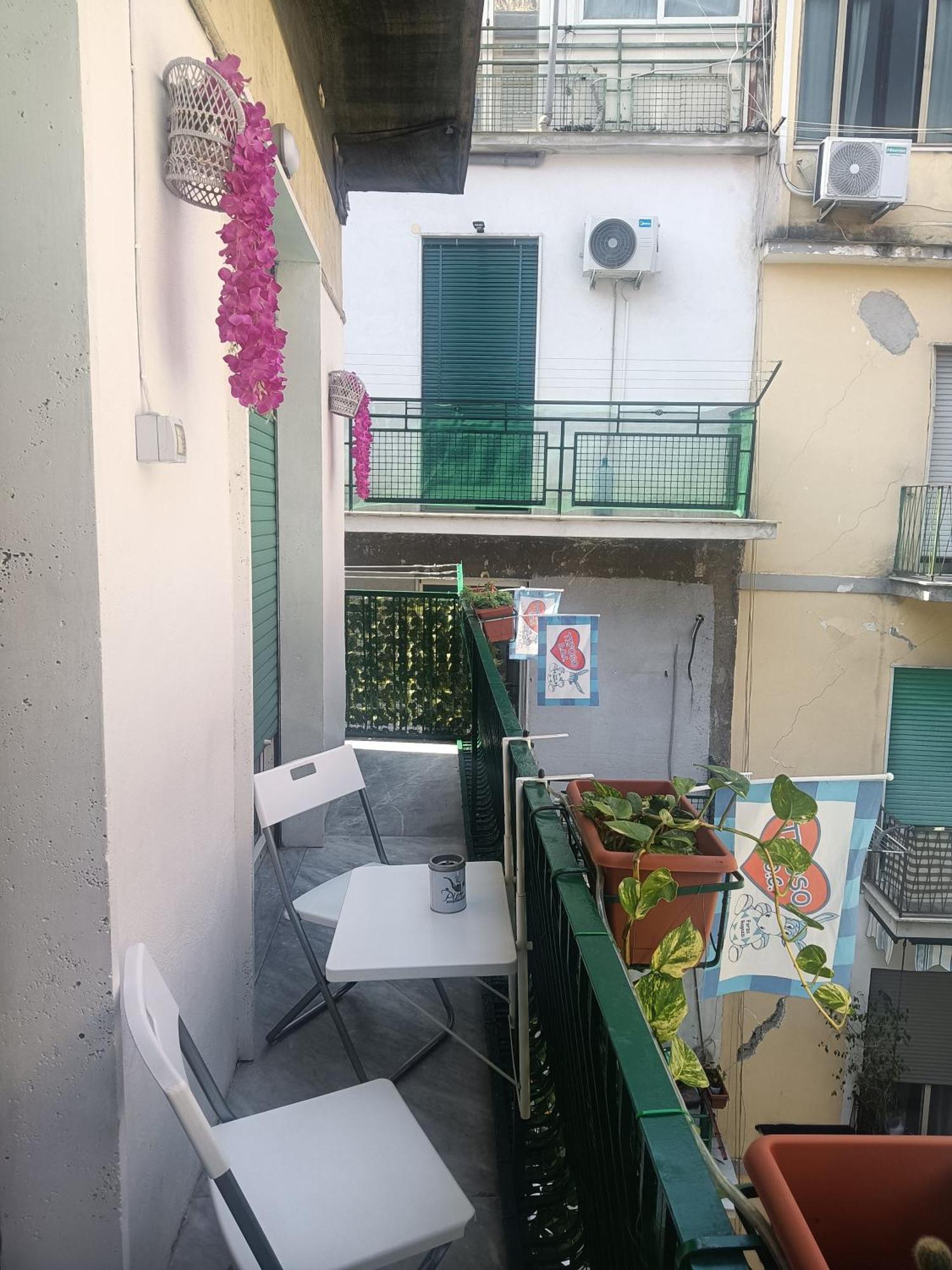 Il Dubbio Ai Quartieri Spagnoli Nápoles Exterior foto